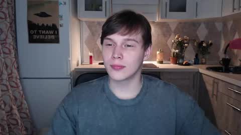 Snapshot of littlesadcabbage chatting on April 2026 01:17:02 AM Sonnenschein online show from April 2026 01:17:02 AM