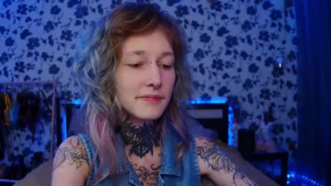 Niki  free tg channel with some photos gifs and info about streams  online show from October 2025 01:42:02 PM