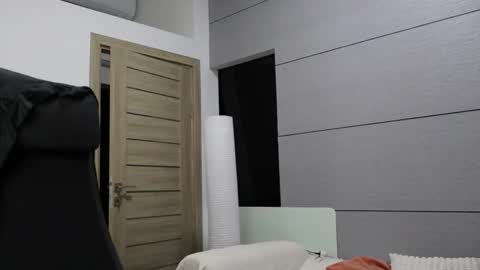 littlestellaspark online show from February 2026 04:04:01 PM