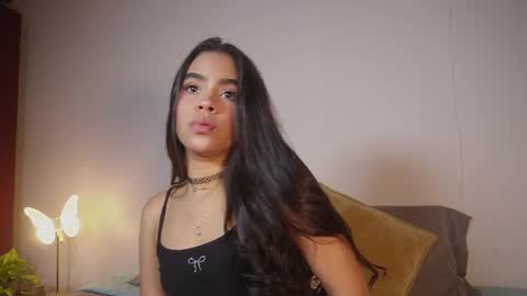 Snapshot of littletammy_ chatting on April 2026 03:55:02 PM littletammy_ online show from April 2026 03:55:02 PM