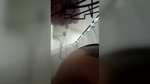 Snapshot of littytothetitty chatting on February 2026 04:41:02 AM Nina online show from February 2026 04:41:02 AM