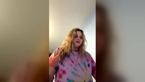 Snapshot of littytothetitty chatting on April 2026 04:23:02 AM Nina online show from April 2026 04:23:02 AM