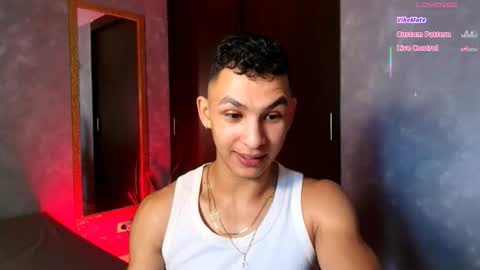 Snapshot of liuscast_22 chatting on December 2025 01:39:02 PM Luis Castro online show from December 2025 01:39:02 PM