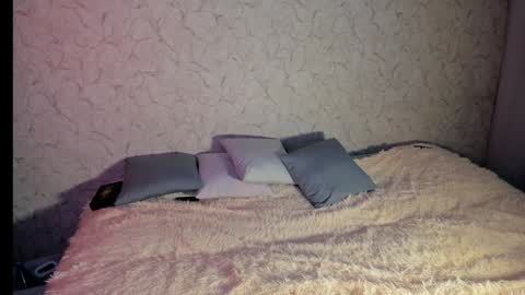 Olivia online show from February 2025 01:02:01 AM