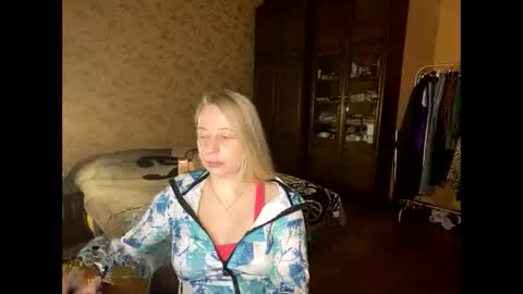 Snapshot of livandria chatting on April 2026 09:15:02 PM Livandria online show from April 2026 09:15:02 PM