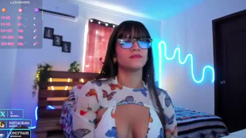 Livfabi  online show from October 2025 04:57:02 PM