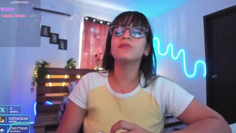 Livfabi  online show from October 2025 06:37:01 PM