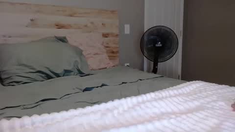 LivJo online show from October 2025 02:20:01 AM