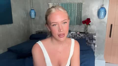 Snapshot of livslifee chatting on February 2026 03:25:02 AM olivia online show from February 2026 03:25:02 AM