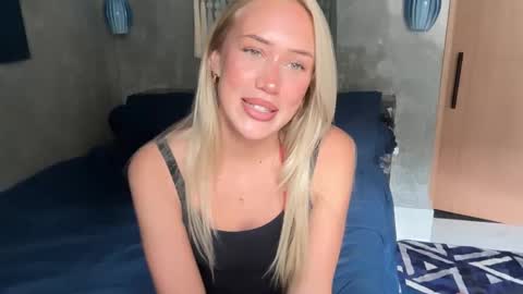 Snapshot of livslifee chatting on February 2026 03:16:02 AM olivia online show from February 2026 03:16:02 AM