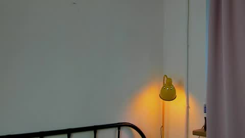 Snapshot of liyaflyhigh chatting on April 2026 04:48:02 AM liyaflyhigh online show from April 2026 04:48:02 AM