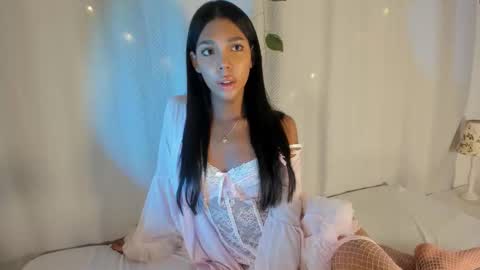 Liz Grant online show from November 2025 11:03:01 PM