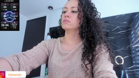 Snapshot of liz_holmes chatting on January 2025 06:12:02 PM Liz online show from January 2025 06:12:02 PM