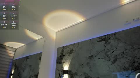 Snapshot of liz_holmes chatting on October 2025 10:36:01 AM Liz online show from October 2025 10:36:01 AM