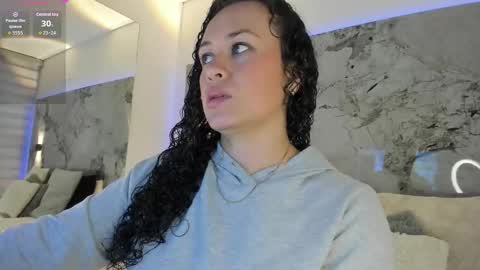 Snapshot of liz_holmes chatting on November 2025 10:58:01 AM Liz online show from November 2025 10:58:01 AM