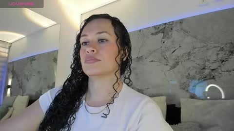 Snapshot of liz_holmes chatting on November 2025 10:41:02 AM Liz online show from November 2025 10:41:02 AM