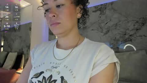 Snapshot of liz_holmes chatting on November 2025 10:40:02 AM Liz online show from November 2025 10:40:02 AM