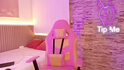 Snapshot of liz_monserrat chatting on October 2025 07:44:01 PM liz_monserrat online show from October 2025 07:44:01 PM