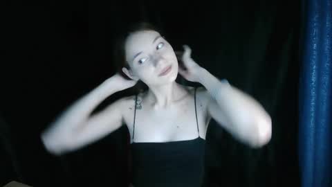 Liza  Kitty online show from September 2025 05:01:01 PM