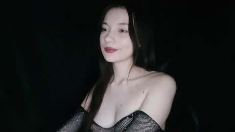Liza  Kitty online show from December 2025 06:27:01 PM