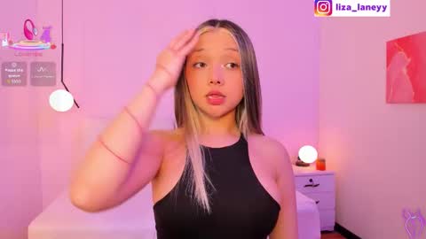 Snapshot of liza_bennet chatting on March 2026 04:06:02 AM Liza online show from March 2026 04:06:02 AM