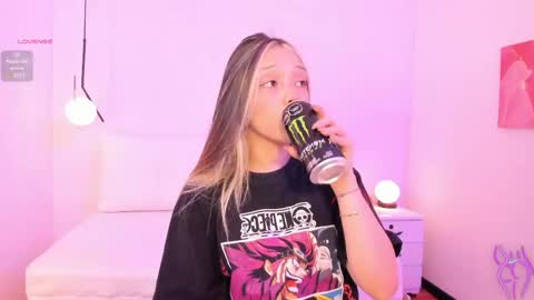 Snapshot of liza_bennet chatting on April 2026 09:21:02 AM Liza online show from April 2026 09:21:02 AM