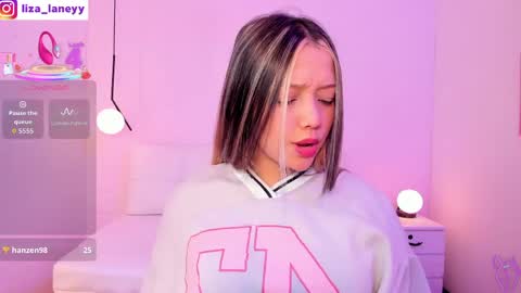 Snapshot of liza_bennet chatting on April 2026 03:39:01 PM Liza online show from April 2026 03:39:01 PM