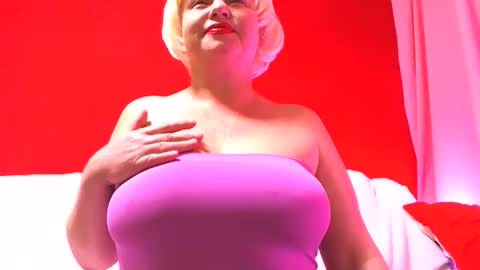 Snapshot of lizabrazzer chatting on March 2026 04:18:02 AM LizaBrazzer online show from March 2026 04:18:02 AM