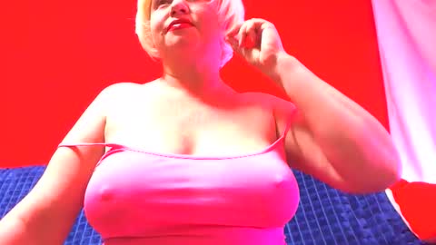 Snapshot of lizabrazzer chatting on April 2026 09:39:01 AM LizaBrazzer online show from April 2026 09:39:01 AM