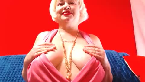 Snapshot of lizabrazzer chatting on April 2026 03:09:02 AM LizaBrazzer online show from April 2026 03:09:02 AM