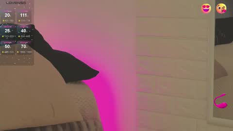 Snapshot of lizasunshine__ chatting on March 2025 09:29:02 AM lizasunshine__ online show from March 2025 09:29:02 AM