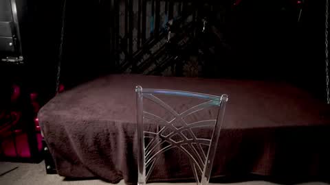 lizatiffanya_ online show from April 2026 12:28:02 PM