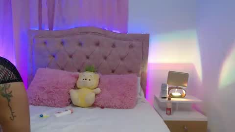 Liz Becker online show from October 2025 03:51:02 AM