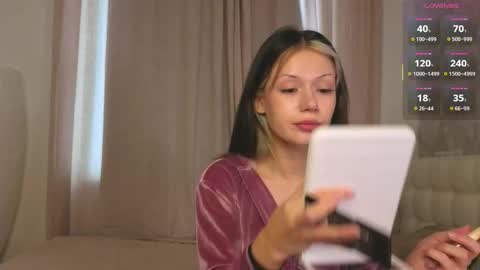 Snapshot of lizbethcoll chatting on November 2025 07:07:01 AM Sunnheart online show from November 2025 07:07:01 AM