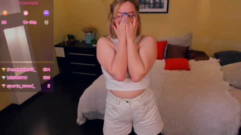 Snapshot of lizbethhaith chatting on December 2024 10:31:01 PM Lizbeth or Lizzy online show from December 2024 10:31:01 PM