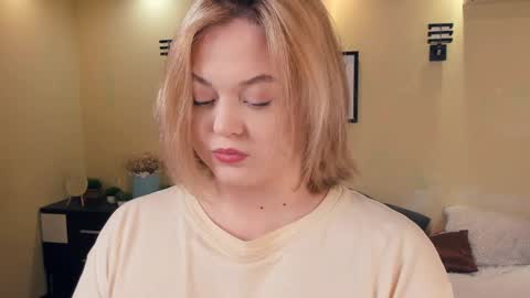 Snapshot of lizbethhaith chatting on January 2025 07:03:01 PM Lizbeth or Lizzy online show from January 2025 07:03:01 PM