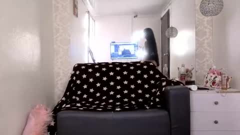 Snapshot of lizha_milf chatting on November 2025 07:03:03 PM Lizha online show from November 2025 07:03:03 PM