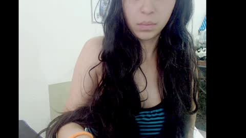 lizz1305 online show from December 2024 05:37:01 PM