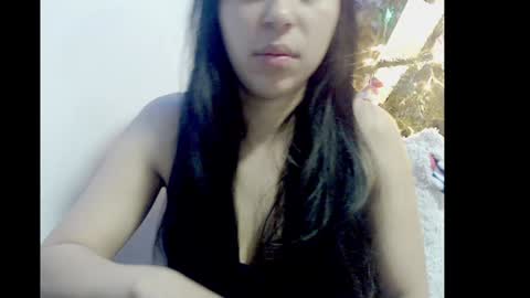 lizz1305 online show from December 2024 02:38:01 PM