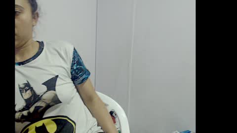 lizz1305 online show from February 2025 12:17:01 PM