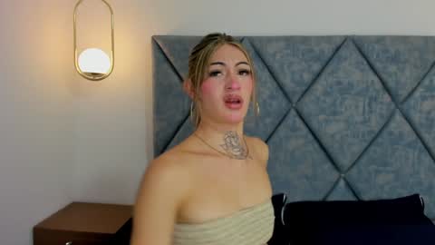 Snapshot of lizz_luna chatting on December 2024 01:29:01 PM lizz_luna online show from December 2024 01:29:01 PM