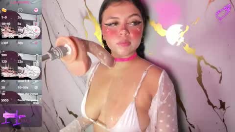 Snapshot of lizz_tender chatting on March 2026 01:18:01 PM Lizz online show from March 2026 01:18:01 PM