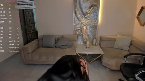 Lizzi  online show from February 2025 11:27:01 PM