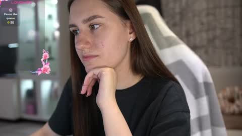 Snapshot of lizzi_fox chatting on December 2024 02:31:02 AM Lizi-Fox online show from December 2024 02:31:02 AM