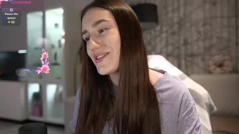 Snapshot of lizzi_fox chatting on December 2024 02:57:01 AM Lizi-Fox online show from December 2024 02:57:01 AM