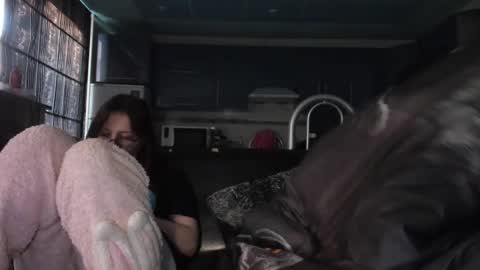 lizzi_muur online show from February 2025 02:02:01 PM