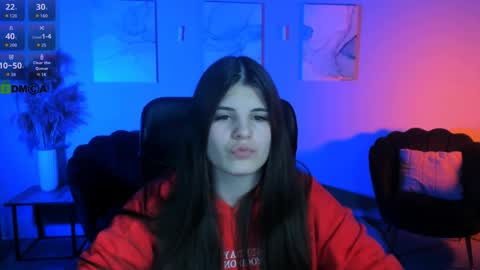 Snapshot of lizzie_boom chatting on April 2026 07:01:02 PM lizzie_boom online show from April 2026 07:01:02 PM