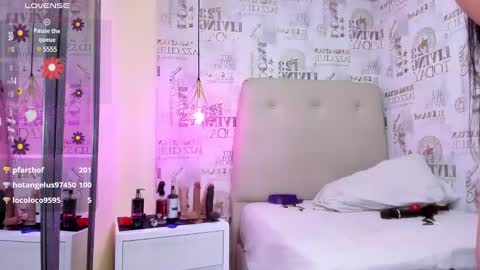        online show from February 2025 10:50:01 PM