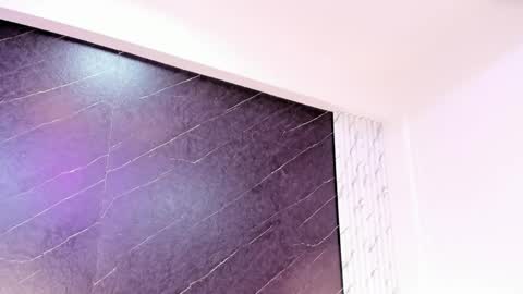 I am Lizz online show from April 2026 07:58:02 PM