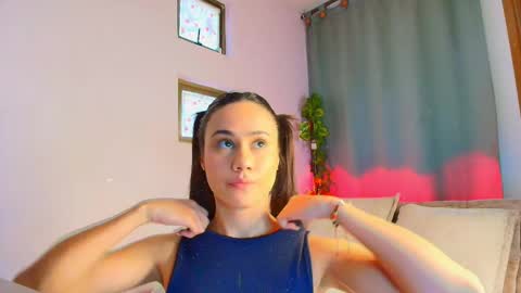 lizzy_kane online show from December 2025 08:15:02 PM